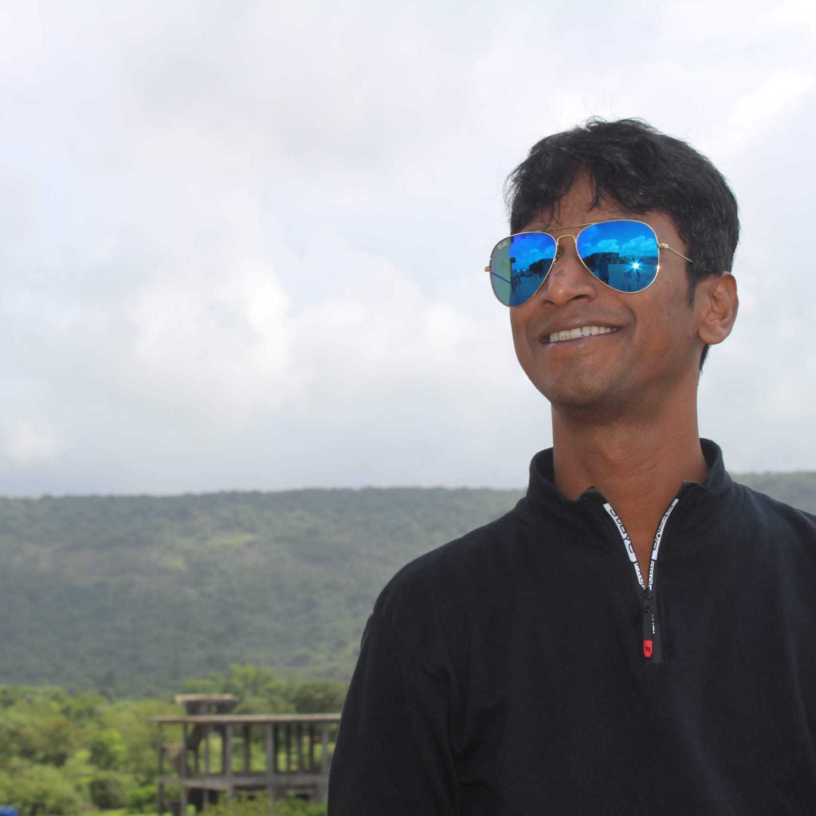Vikas — Mumbai Bollywood Tour Guide
